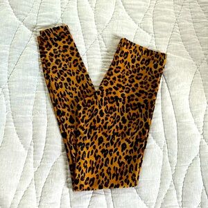 Animal print mid waist leggings